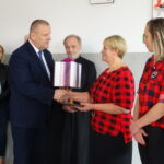 02.10.2019 Kolonia Inwalidzka. Przekazanie dwóch mieszkań socjalnych lokatorom / Emilia Sitarska / Radio Kielce