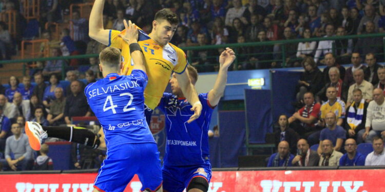 19.10.2019. Brześć. 5. kolejka Ligi Mistrzów: Mieszkow Brześć - PGE Vive Kielce / Krzysztof Bujnowicz / Radio Kielce