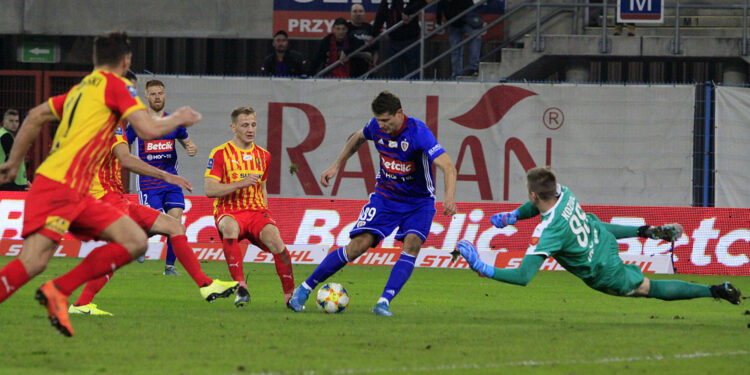 26.10.2019. Gliwice. Mecz Piast Gliwice - Korona Kielce / Krzysztof Bujnowicz / Radio Kielce