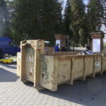 30.10.2019 Kielce. Porządkowanie grobów / Krzysztof Bujnowicz / Radio Kielce