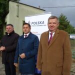 07.10.2019 Ostrowiec Świętokrzyski. Na zdjęciu od lewej poseł Andrzej Kryj, dyrektor Zakładu Gazowniczego PSG w Kielcach, Radosław Słoniewski, senator Jarosław Rusiecki. / Emilia Sitarska / Radio Kielce