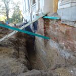 22.10.2019. Ostrowiec Świętokrzyski. Fundamenty Pałacu Wielopolskich w Częstocicach / Emilia Sitarska / Radio Kielce