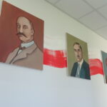 01.10.2019 Ożarów. Mural oraz ścieżka edukacyjna dwudziestolecia międzywojennego w Zespole Szkół w Ożarowie im. Marii Skłodowskiej-Curie / Emilia Sitarska / Radio Kielce