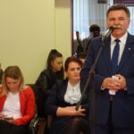 30.10.2019. Ostrowiec Św. Sesja rady powiatu. Na zdjęciu: poseł Andrzej Kryj / Emilia Sitarska / Radio Kielce