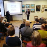 Kielce. 15.10.2019. Konferencja naukowa "Stefan Żeromski - twórca, działacz, obywatel". Przemawia Robert Kotowski - dyrektor Muzeum Narodowego w Kielcach / Wiktor Taszłow / Radio Kielce
