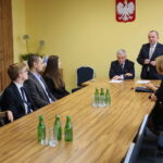 Kielce. 23.10.2019. Podpisanie umów stypendialnych ze studentami kształcącymi się na kierunkach lekarskich. Przemawia Marek Bogusławski - członek zarządu Województwa Świętokrzyskiego / Wiktor Taszłow / Radio Kielce