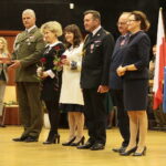 Kielce. 25.10.2019. Święto terenowych organów administracji wojskowej. Na zdjęciu (od lewej): płk Jarosław Molisak - Szef WSzW w Kielcach, Ewelina Banasińska, Anna Karasińska, bryg. mgr Sławomir Karwat - komendant Miejski Państwowej Straży Pożarnej w Kielcach, Łukasz Łaganowski, Agata Wojtyszek – wojewoda świętokrzyski / Wiktor Taszłow / Radio Kielce