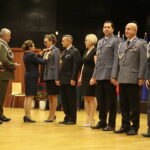 Kielce. 25.10.2019. Święto terenowych organów administracji wojskowej. Medal wręczają płk Jarosław Molisak - Szef WSzW w Kielcach, Agata Wojtyszek – wojewoda świętokrzyski / Wiktor Taszłow / Radio Kielce