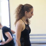 24.10.2019 Kielce. Konferencja przed spektaklem „Brodzić po wodzie” Kieleckiego Teatru Tańca / Wiktor Taszłow / Radio Kielce