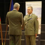 Kielce. 25.10.2019. Święto terenowych organów administracji wojskowej. Na zdjęciu (od lewej): płk Jarosław Molisak - Szef WSzW w Kielcach, ppłk Mirosław Wolski / Wiktor Taszłow / Radio Kielce