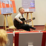 Kielce. 16.10.2019. Spotkanie autorskie. Stanisław Nyczaj - W stronę ekoliteratury. Na zdjęciu Michał Zapała / Wiktor Taszłow / Radio Kielce