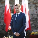 26.10.2019. Kielce. Uroczystości z okazji 80. rocznicy śmierci prezydenta Stefana Artwińskiego. Na zdjęciu: Kamil Suchański - przewodniczący Rady Miasta Kielce / Wiktor Taszłow / Radio Kielce