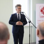 Wiśniówka. 03.10.2019. Uroczyste otwarcie Dziennego Centrum Opieki i Pielęgnacji. Na zdjęciu: Krzysztof Słoń - senator / Wiktor Taszłow / Radio Kielce