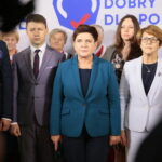 09.10.2019. Mostki. Wizyta Beaty Szydło w Mostkach. Na zdjęciu (od lewej): Bartłomiej Dorywalski - wicewojewoda świętokrzyski, Beata Szydło - europoseł, była premier, Agnieszka Buras - kandydatka z listy PiS do sejmu i Maria Zuba - poseł PiS / Wiktor Taszłow / Radio Kielce