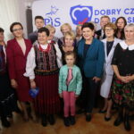 09.10.2019. Mostki. Wizyta Beaty Szydło w Mostkach. / Wiktor Taszłow / Radio Kielce