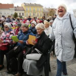 Kielce. 10.10.2019. Przekazanie kluczy do bram miasta seniorom / Wiktor Taszłow / Radio Kielce
