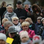 Kielce. 10.10.2019. Przekazanie kluczy do bram miasta seniorom / Wiktor Taszłow / Radio Kielce