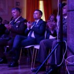 11.10.2019 Kielce. Dzień Edukacji Narodowej w VI LO imienia Juliusza Słowackiego. Na zdjęciu (od lewej): ksiądz podpułkownik Grzegorz Kamiński i Marcin Różycki - wiceprezydent Kielc / Wiktor Taszłow / Radio Kielce