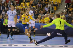 12.10.2019 Kielce. Mecz PGE VIVE Kielce - Montpellier HB / Wiktor Taszłow / Radio Kielce