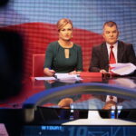 Kielce. 13.10.2019. Studio wyborcze. Na zdjęciu: Beata Oleś - TVP3 Kielce, Radosław Podsiadły - Radio Kielce / Wiktor Taszłow / Radio Kielce