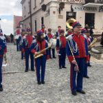 04.10.2019. Sandomierz. Marsz zorganizowany przez Sandomierski Klub Amazonek. Sandomierska Orkiestra Dęta / Grażyna-Szlęzak-Wójcik / Radio Kielce
