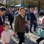 20.10.2019. Święty Krzyż. Wizyta ambasadorów z 20 krajów / Emilia Sitarska / Radio Kielce