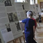 03.10.2019 Koprzywnica. Archiwalne zdjęcia zebrane w ramach projektu „Koprzywnica PatrzyMY' / Grażyna Szlęzak-Wójcik / Radio Kielce