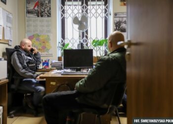 Zatrzymanie trzech mężczyzn, podejrzanych o propagowanie faszyzmu / KWP w Kielcach