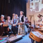 15.11.2019. Końskie. Widowisko "Darcie pierza” / Magdalena Galas-Klusek / Radio Kielce