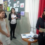 06.11.2019 Mstyczów. Wizyta Miłki Raulin. Na zdjęciu (po prawej): Miłka Raulin / Ewa Pociejowska-Gawęda / Radio Kielce