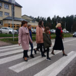 14.11.2019. Zagnańsk. Aktywna sygnalizacja na przejściu dla pieszych / Wiktor Dziarmaga / Radio Kielce