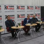 24.11.2019 Kielce. Studio Polityczne. Na zdjęciu od lewej: Krzysztof Lipiec – poseł PiS, Dawid Kurowski – Konfederacja, Michał Braun – PO, Czesław Siekierski – PSL, Artur Pejas – SLD / Aneta Cielibała-Gil / Radio Kielce
