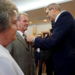 19.11.2019. Kielce. Wręczenia medali za długoletnie pożycie małżeńskie. Na zdjęciu (od lewej): Maria Brzozowska, Stanisław Brzozowski i Bogdan Wenta - prezydent Kielc / Piotr Kwaśniewski / Radio Kielce