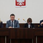 21.11.2019. Kielce. Sesja Rady Miasta Kielce. Na zdjęciu (od lewej): Joanna Winiarska - wiceprzewodnicząca Rady Miasta Kielce, Kamil Suchański - przewodniczący Rady Miasta Kielce, Katarzyna Zapała - radna Rady Miasta Kielce i Jarosław Karyś - wiceprzewodniczący Rady Miasta Kielce / Piotr Kwaśniewski / Radio Kielce