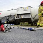 04.11.2019. Wola Morawicka. Wypadek z udziałem dwóch samochodów osobowych i ciężarówki / Piotr Kwaśniewski / Radio Kielce