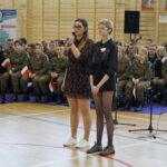 08.11.2019 Kielce. Narodowe śpiewanie hymnu w III LO im. C.K. Norwida w Kielcach / Piotr Kwaśniewski / Radio Kielce