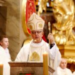 11.11.2019 Kielce. Msza święta w intencji Ojczyzny w katedrze. Na zdjęciu: biskup Jan Piotrowski / Jarosław Kubalski / Radio Kielce