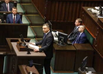 Warszawa. Sejm. Pierwsze posiedzenie izby IX kadencji / Jarosław Kubalski / Radio Kielce