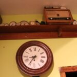 02.11.2019 Skalbmierz. Kolekcja zegarów Zenona Skrobacza / Marta Gajda / Radio Kielce