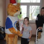 27.11.2019. Kielce. Dzieci z oddziału onkohematologicznego otrzymały pluszowe maskotki / Krzysztof Bujnowicz / Radio Kielce