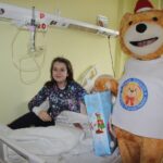 27.11.2019. Kielce. Dzieci z oddziału onkohematologicznego otrzymały pluszowe maskotki / Krzysztof Bujnowicz / Radio Kielce