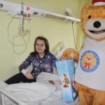 27.11.2019. Kielce. Dzieci z oddziału onkohematologicznego otrzymały pluszowe maskotki / Krzysztof Bujnowicz / Radio Kielce