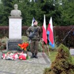 11.11.2019 Pińczów. Obchody Święta Niepodległości. Przemawia Ireneusz Gołuszka - przewodniczący rady powiatu pińczowskiego / Marta Gajda / Radio Kielce