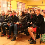 Owczary, gm. Busko-Zdrój. Mieszkańcy sprzeciwiają się planom budowy 60-metrowego masztu telefonii komórkowej, który ma stanąć w środku wsi / Marta Gajda / Radio Kielce