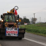 14.11.2019. Sielec Biskupi. Protest przeciwko planom budowy biogazowni / Marta Gajda / Radio Kielce