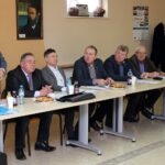 19.11.2019. Złota. Protest ws. reorganizacji szkół podstawowych w Miernowie i Chrobrzu / Marta Gajda / Radio Kielce