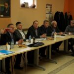 19.11.2019. Złota. Protest ws. reorganizacji szkół podstawowych w Miernowie i Chrobrzu / Marta Gajda / Radio Kielce