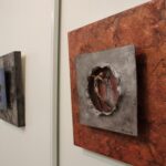 23.11.2019. Busko-Zdrój. Wystawa "Cztery Wyspy" / Marta Gajda / Radio Kielce