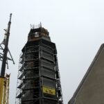 25.11.2019. Busko-Zdrój. Budowa dzwonnicy przy kościele św. Brata Alberta / Marta Gajda / Radio Kielce