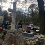 03.11.2019 Sandomierz. Zabytkowe nagrobki na Cmentarzu Katedralnym w Sandomierzu / Grażyna Szlęzak-Wójcik / Radio Kielce